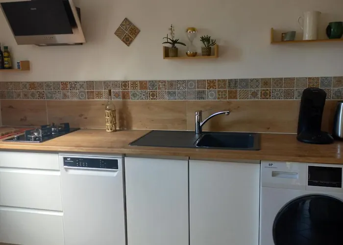 2 Personnes Cosy Avec Petit Jardin Apartman